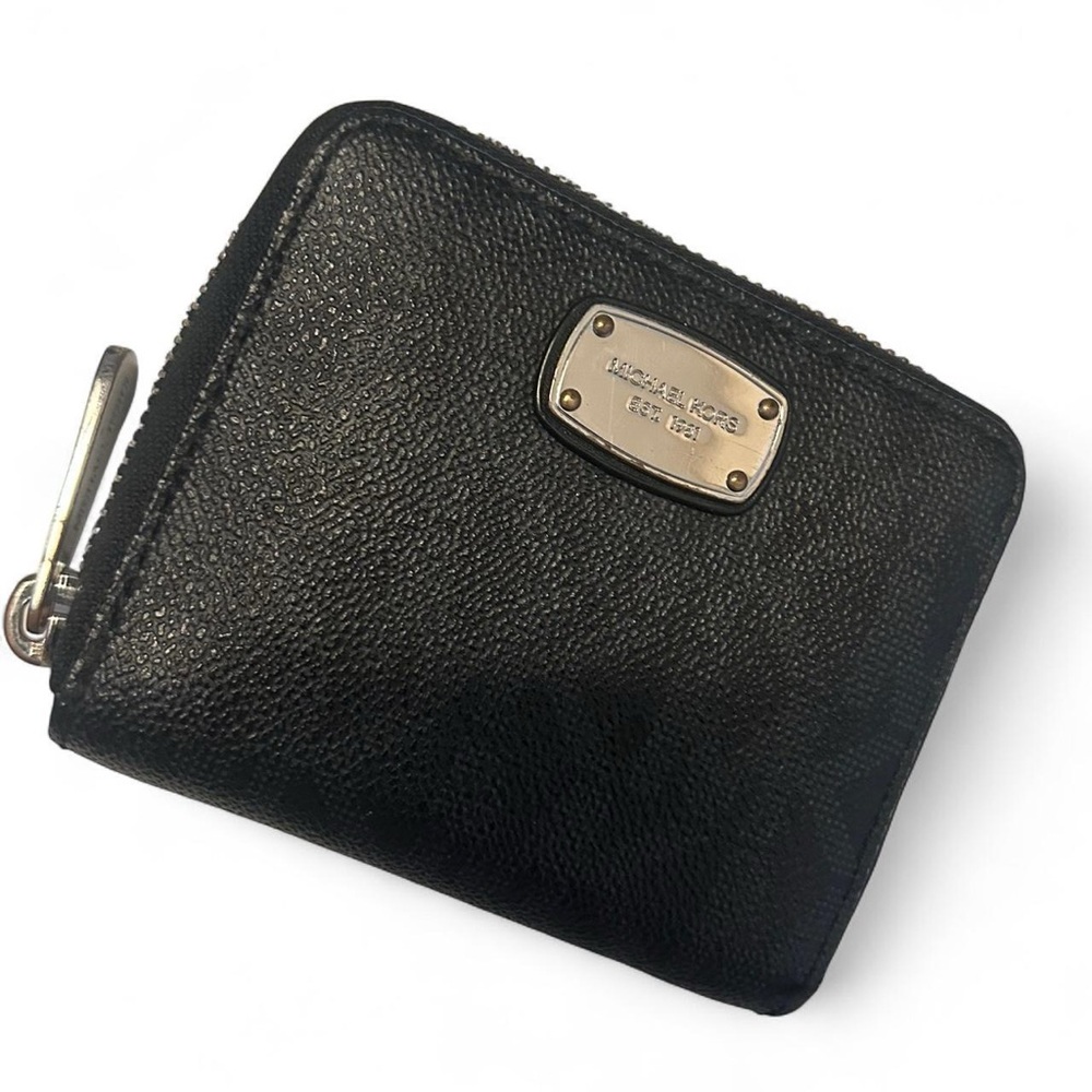 Michael Kors Textured Black Wallet